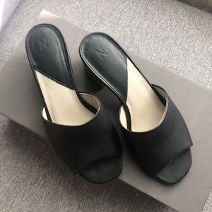 Nisolo Mules. Great Condition.